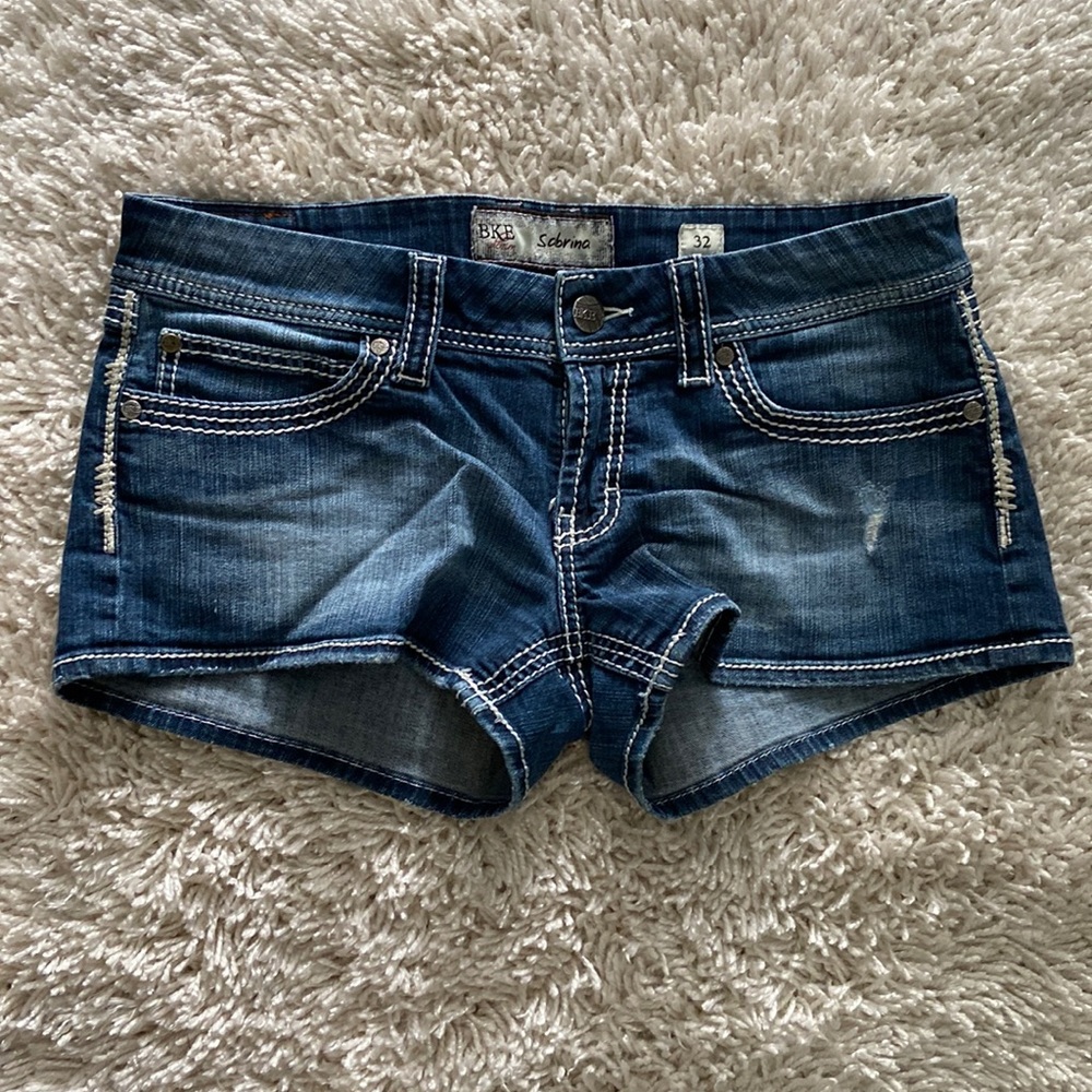 Bake Sabrina Shorts Size 32
